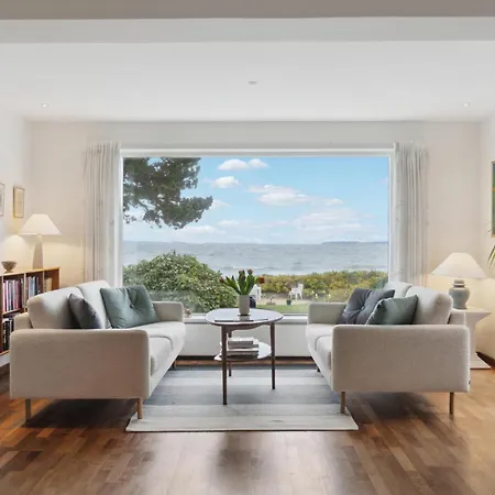 Awesome In With House Sea View Espergærde