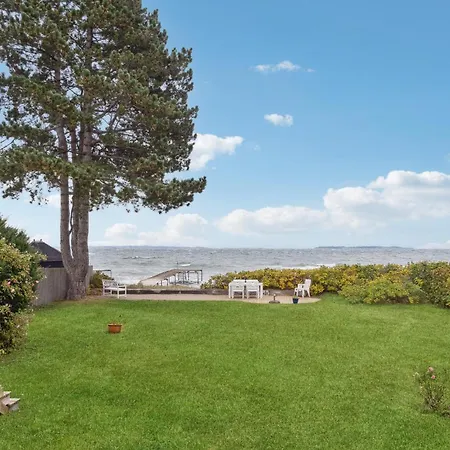 Σπίτι διακοπών Awesome In With House Sea View Espergærde